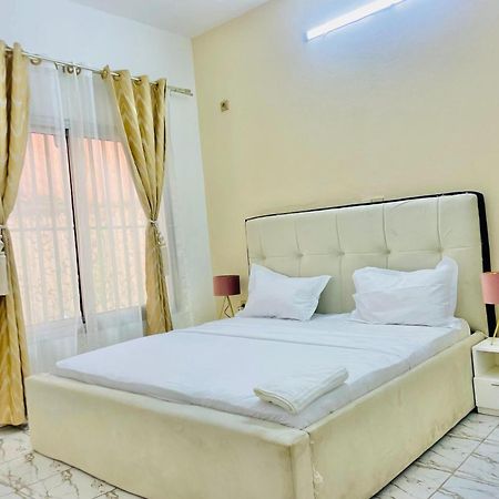 Appartement Avec Vue Panoramique Two Or Three Rooms Yaoundé Kültér fotó