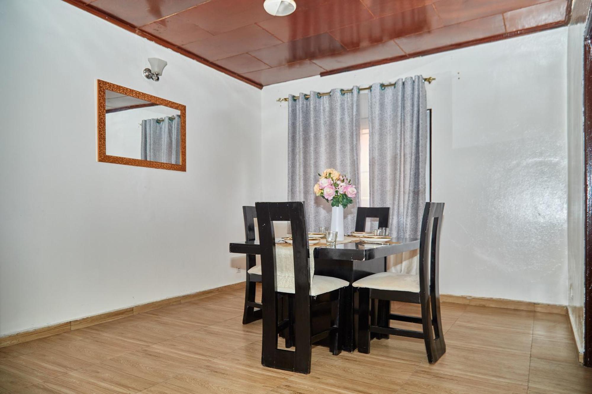 Appartement Avec Vue Panoramique Two Or Three Rooms Yaoundé Kültér fotó