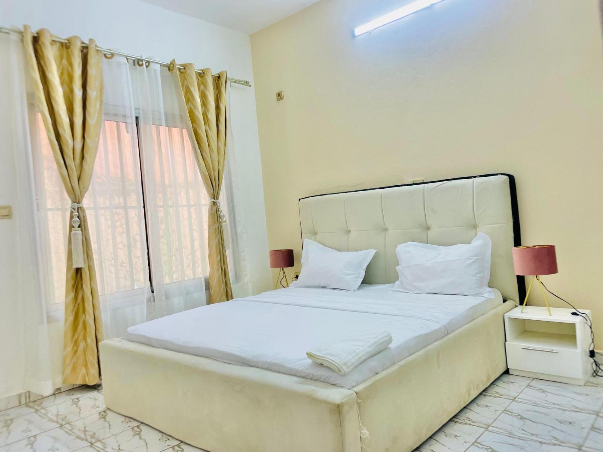 Appartement Avec Vue Panoramique Two Or Three Rooms Yaoundé Kültér fotó