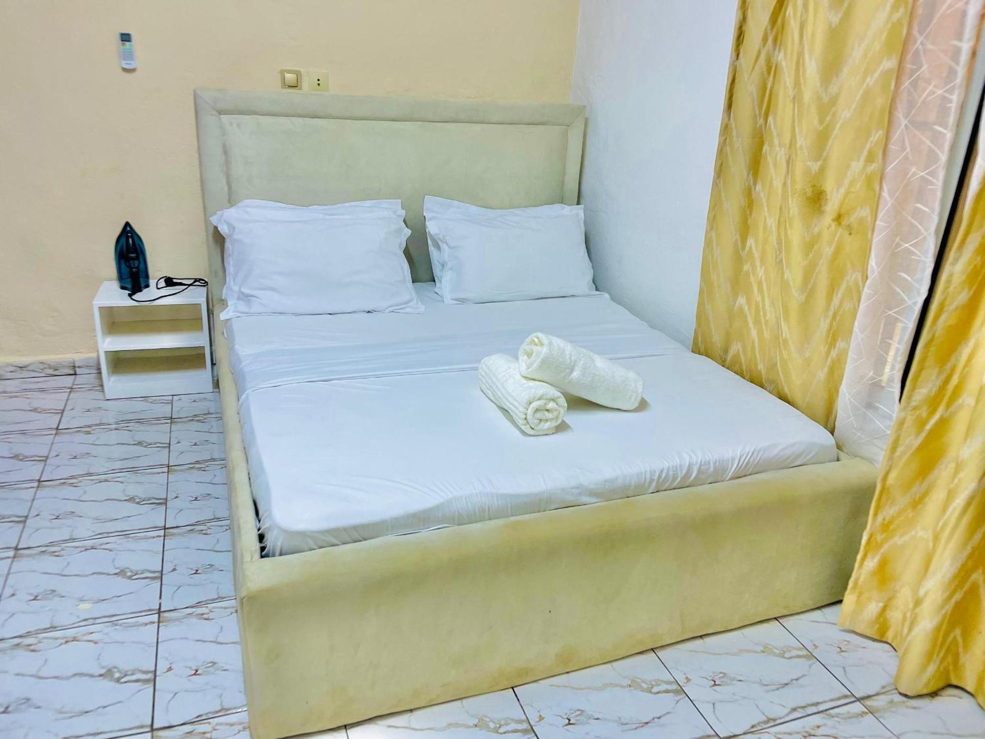 Appartement Avec Vue Panoramique Two Or Three Rooms Yaoundé Kültér fotó